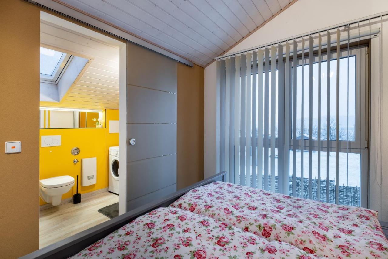 Gemuetliche Ferienwohnung Mit Panoramablick Muttensweiler Dış mekan fotoğraf